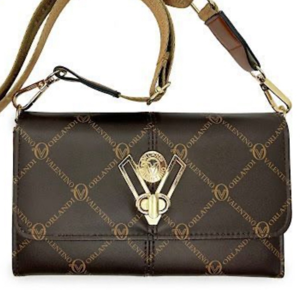 Valentino Orlandi Crossbody with Large "V" Lock and Branded
Strap(V-3002 - Picture 2 of 5